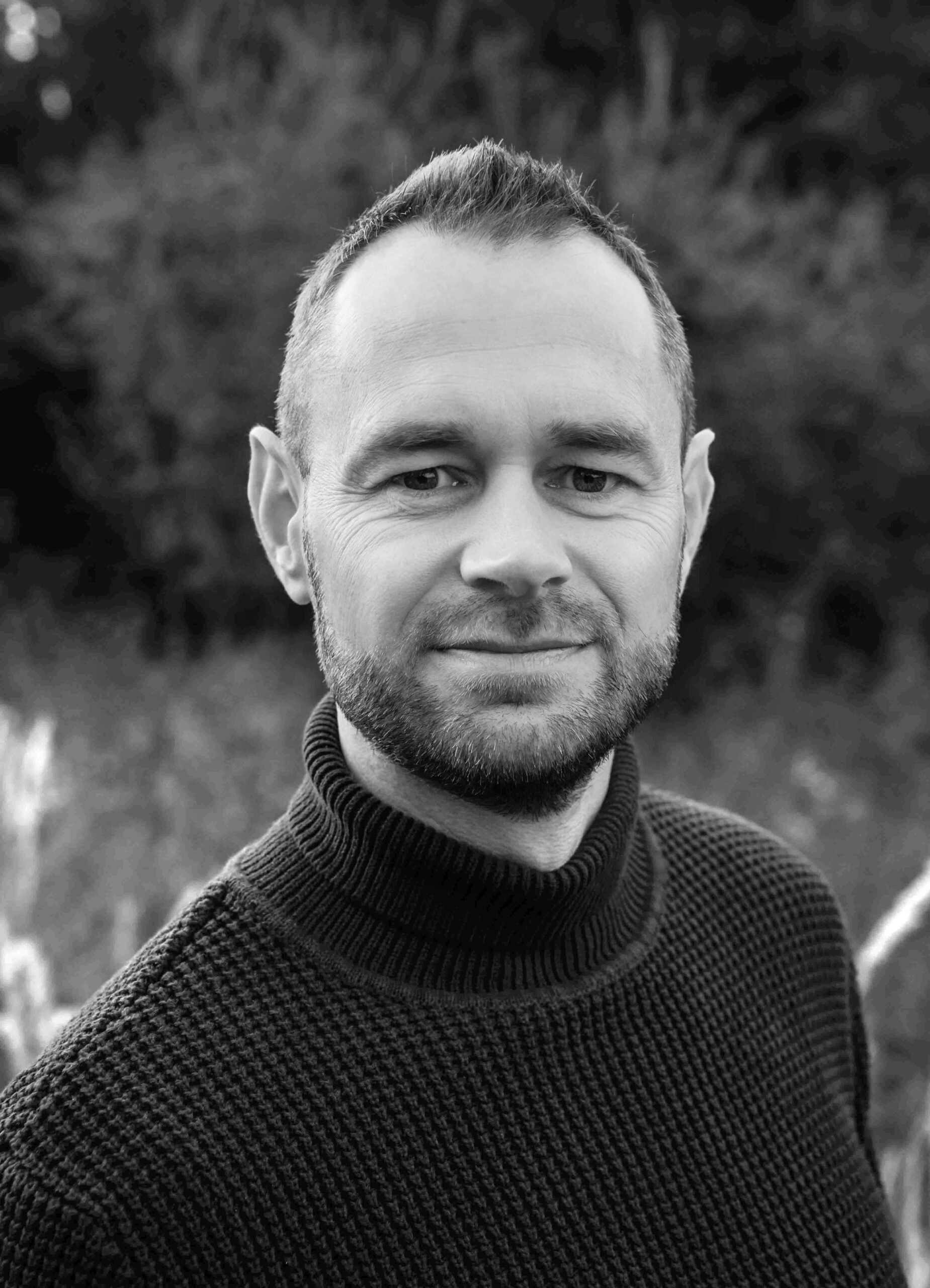 jonathan-portrait-2023